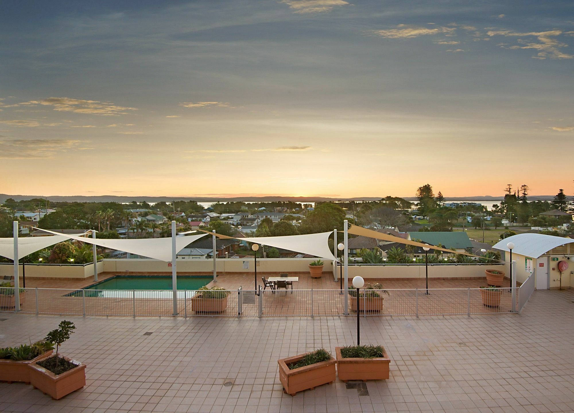 Nesuto The Entrance Aparthotel Exterior photo